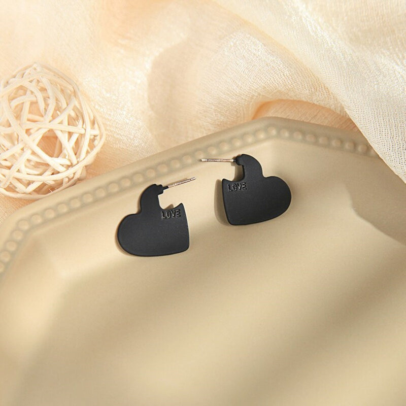 Simple Red & Black Coating Heart Stud Earrings