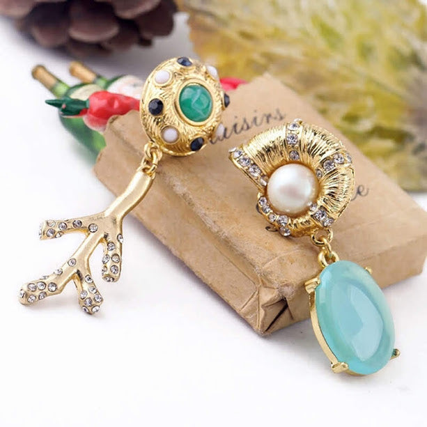 Graceful Rhinestone Branch Asymmetrical Earring - [neshe.in]