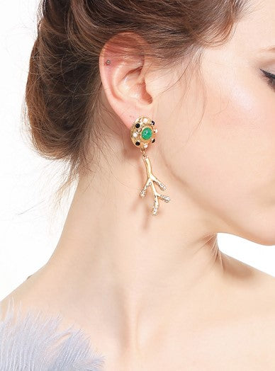 Graceful Rhinestone Branch Asymmetrical Earring - [neshe.in]