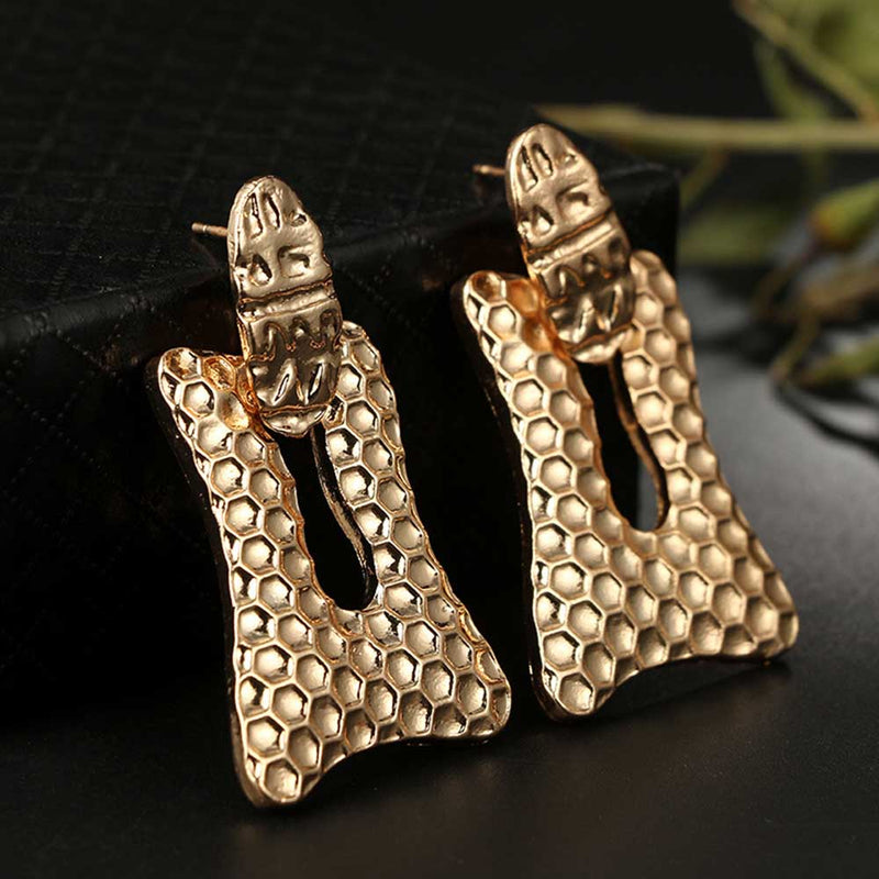 Golden Textured Punk Style Earring - [neshe.in]