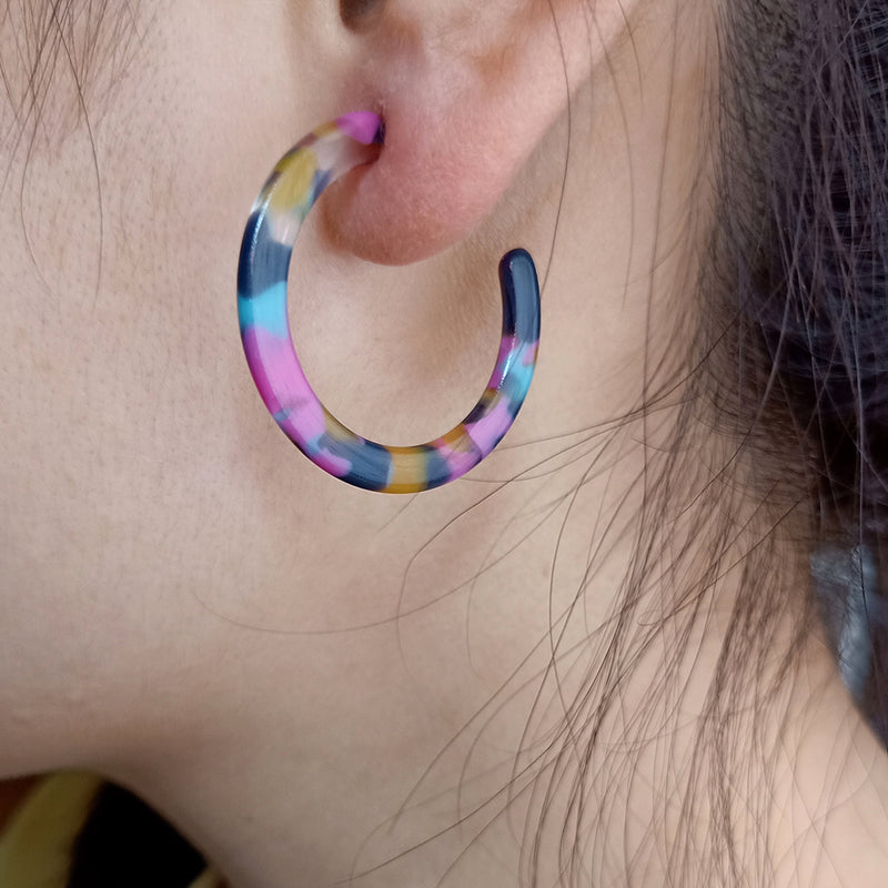 Fashion Round Geometric Acrylic Hoop Earrings - 3 Colors - [neshe.in]