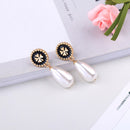 Pearl Water Drop Dangle Earring - [neshe.in]