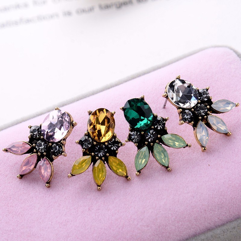 Stylish Crystal Stud Earrings - 2 Colors - [neshe.in]