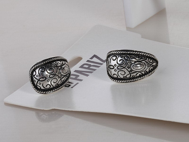 Moon Shape Vintage Design  Stud Earring - [neshe.in]