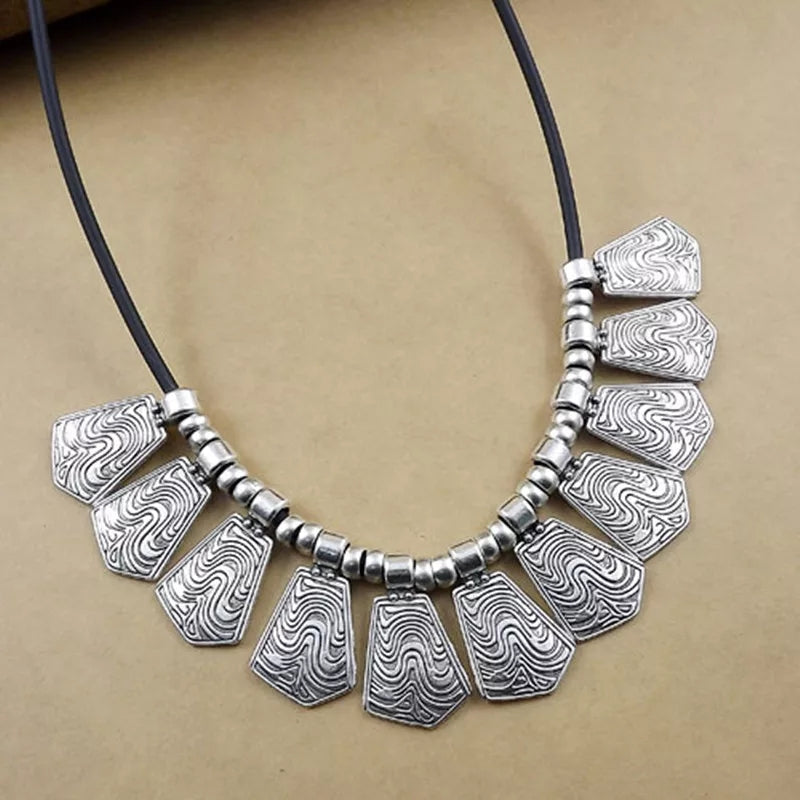 Gypsy Waves Vintage Silver Leather Choker Statement Necklace - [neshe.in]