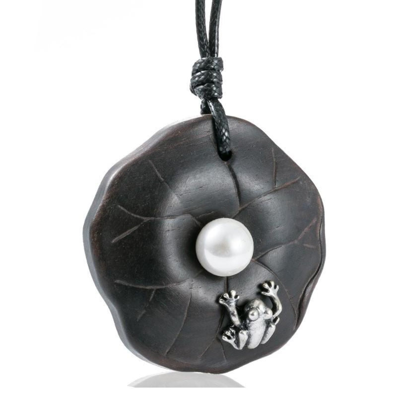 Cute Frog & Pearl Pendant Wooden Leather Rope Necklace